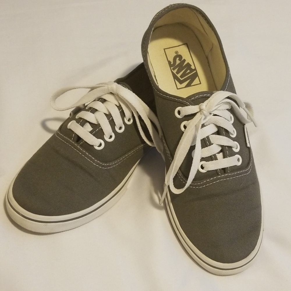 Vans Era shoes